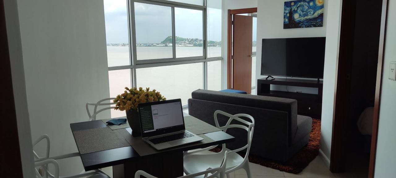 Puerto Santa Ana Suites جواياكيل المظهر الخارجي الصورة