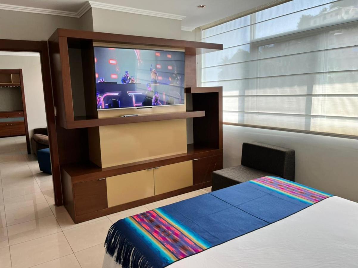 Puerto Santa Ana Suites جواياكيل المظهر الخارجي الصورة