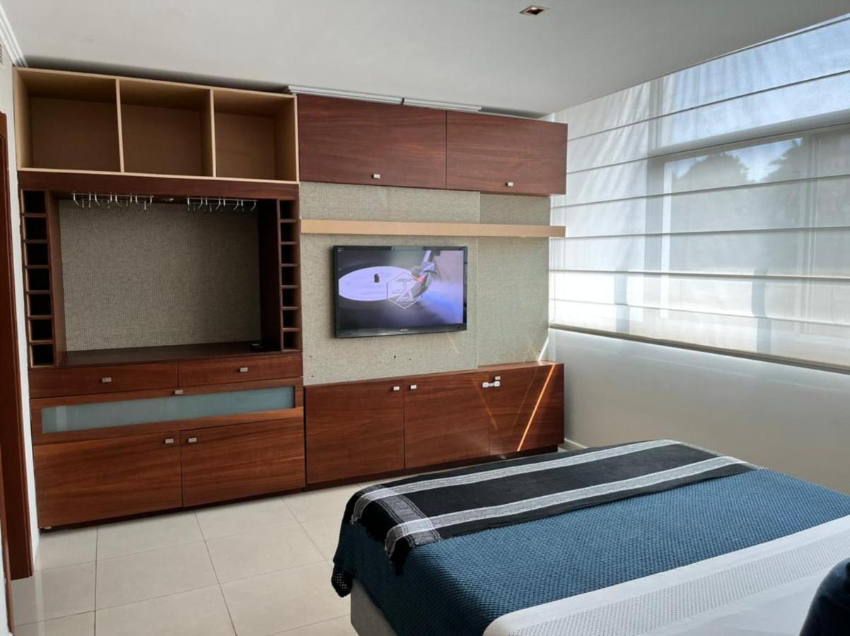 Puerto Santa Ana Suites جواياكيل المظهر الخارجي الصورة