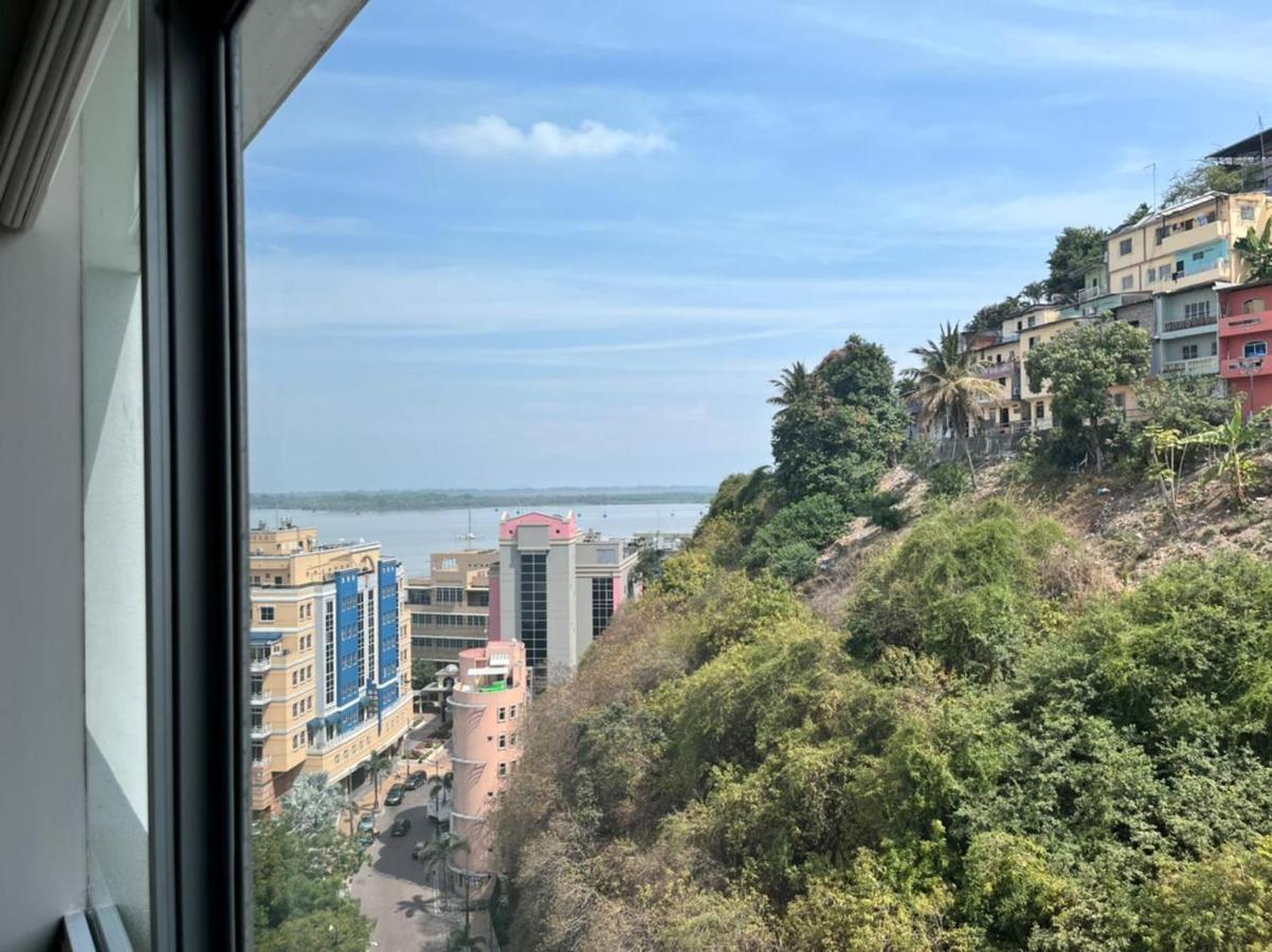 Puerto Santa Ana Suites جواياكيل المظهر الخارجي الصورة