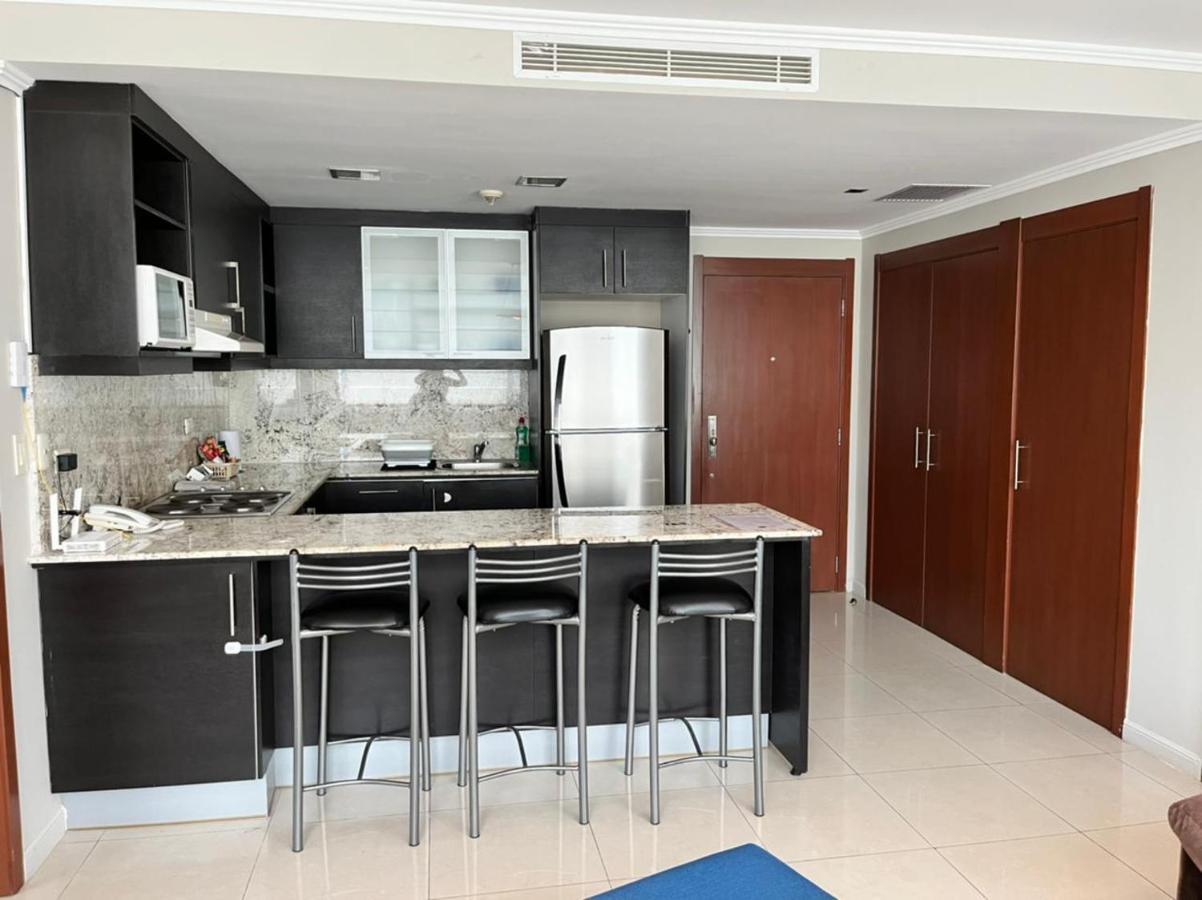Puerto Santa Ana Suites جواياكيل المظهر الخارجي الصورة