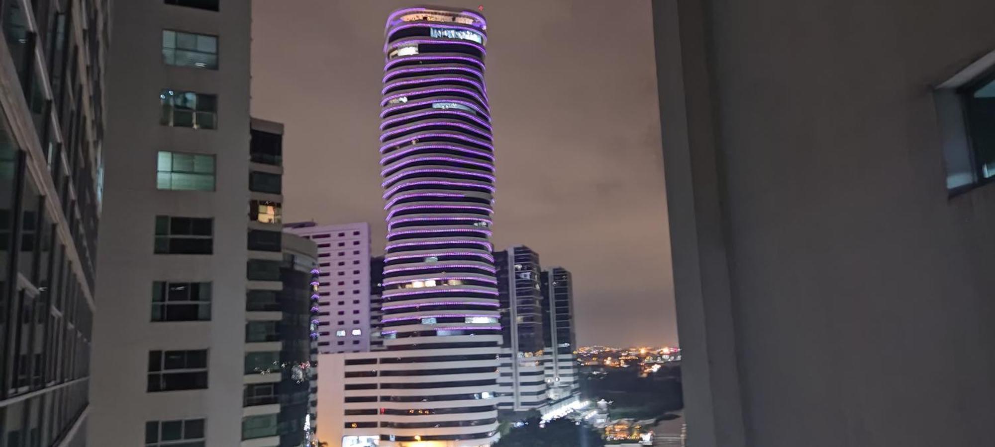 Puerto Santa Ana Suites جواياكيل المظهر الخارجي الصورة
