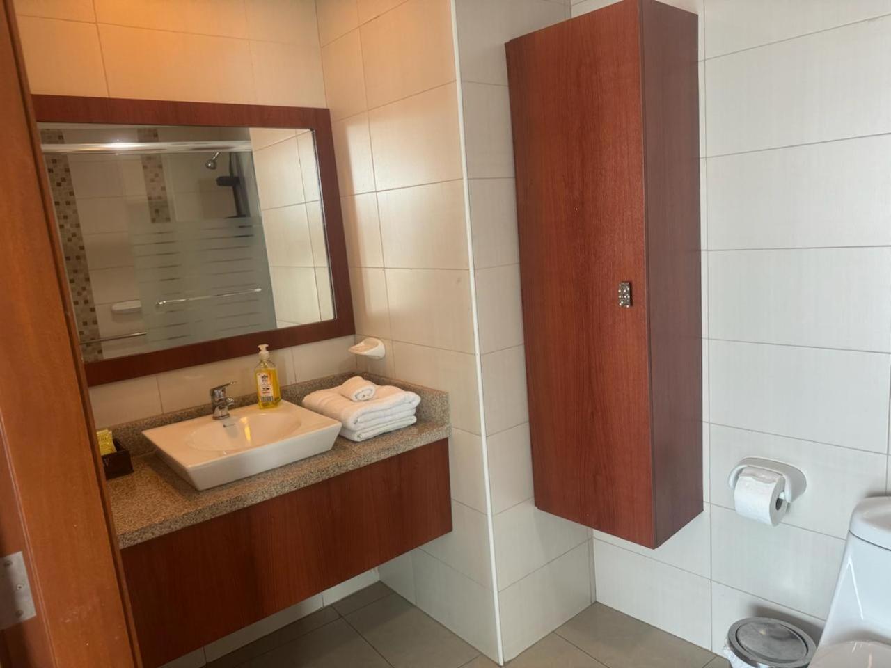 Puerto Santa Ana Suites جواياكيل المظهر الخارجي الصورة